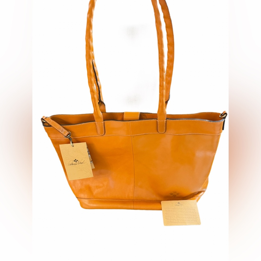 Classic Patricia Nash Mallory Leather Tote Bag w authenticity cards -must have! - Picture 2 of 16